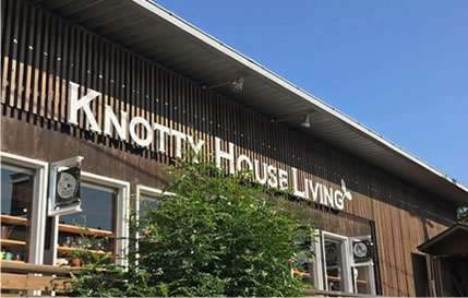 体验｜Knotty House Living